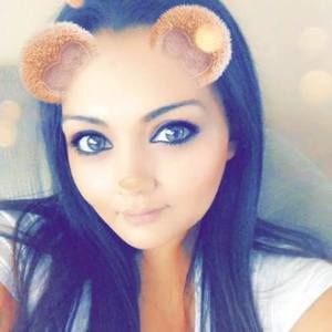 Meet your Posher, Cynthia